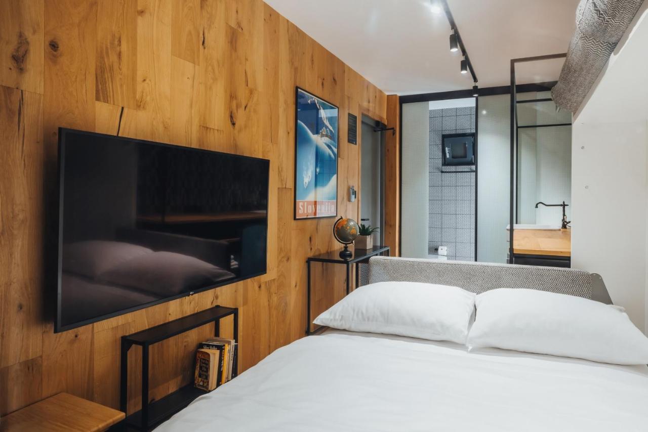 City Glamping By One66 Hotel 류블랴나 외부 사진