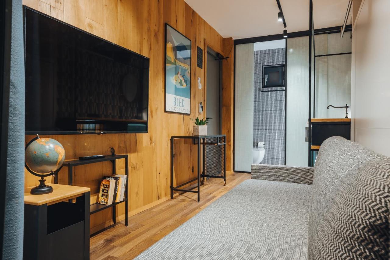 City Glamping By One66 Hotel 류블랴나 외부 사진
