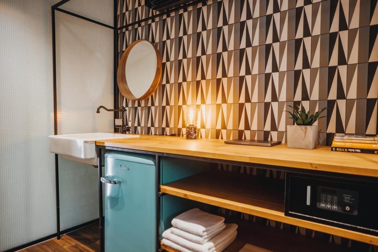City Glamping By One66 Hotel 류블랴나 외부 사진